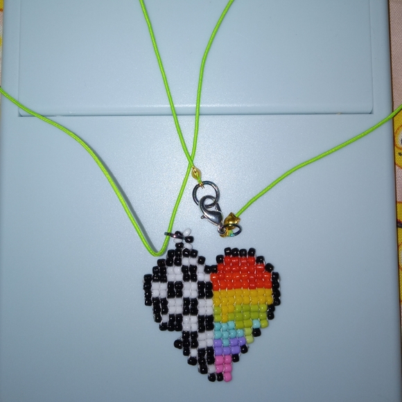 Handmade beaded colorful black and white checkered heart pendant necklace - Picture 2 of 9